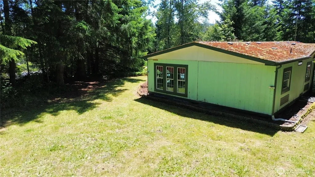 21621 186th Street E Orting WA 98360
