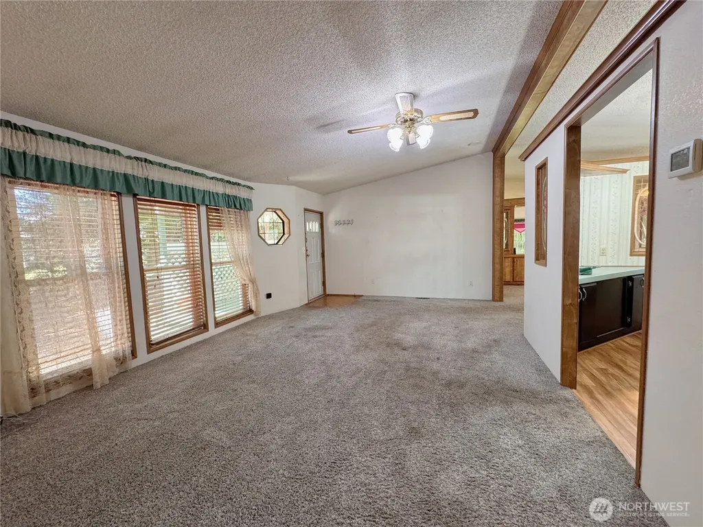 21621 186th Street E Orting WA 98360
