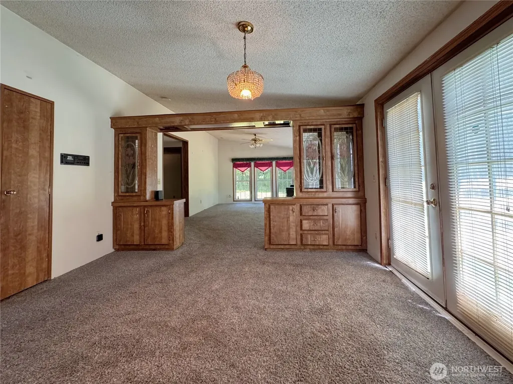 21621 186th Street E Orting WA 98360