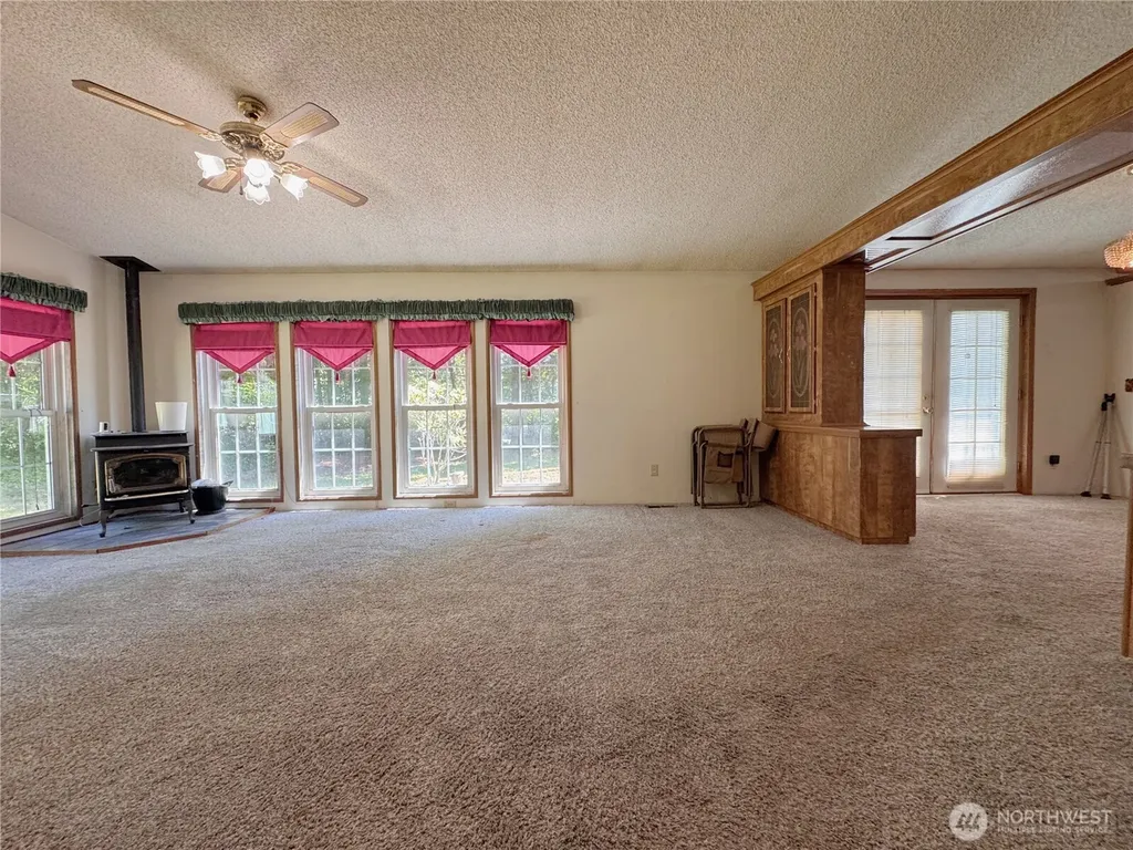 21621 186th Street E Orting WA 98360