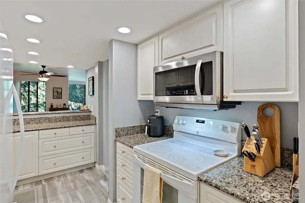15512 Country Club Drive Mill Creek WA 98012
