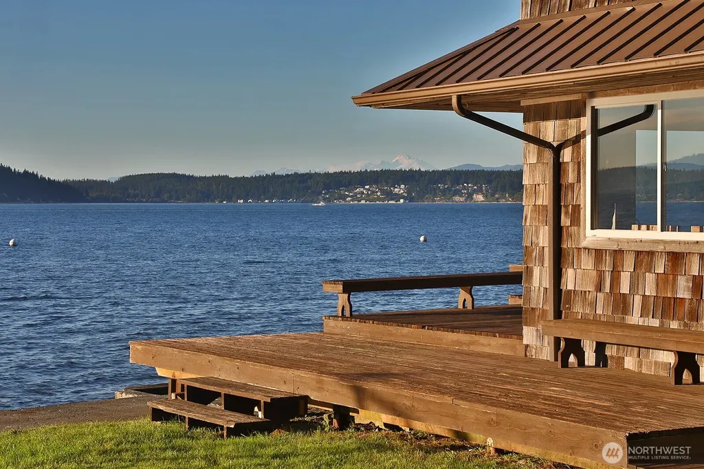 2151 Eastpoint Drive Langley WA 98260