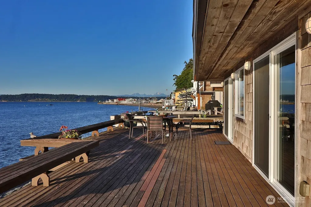2151 Eastpoint Drive Langley WA 98260