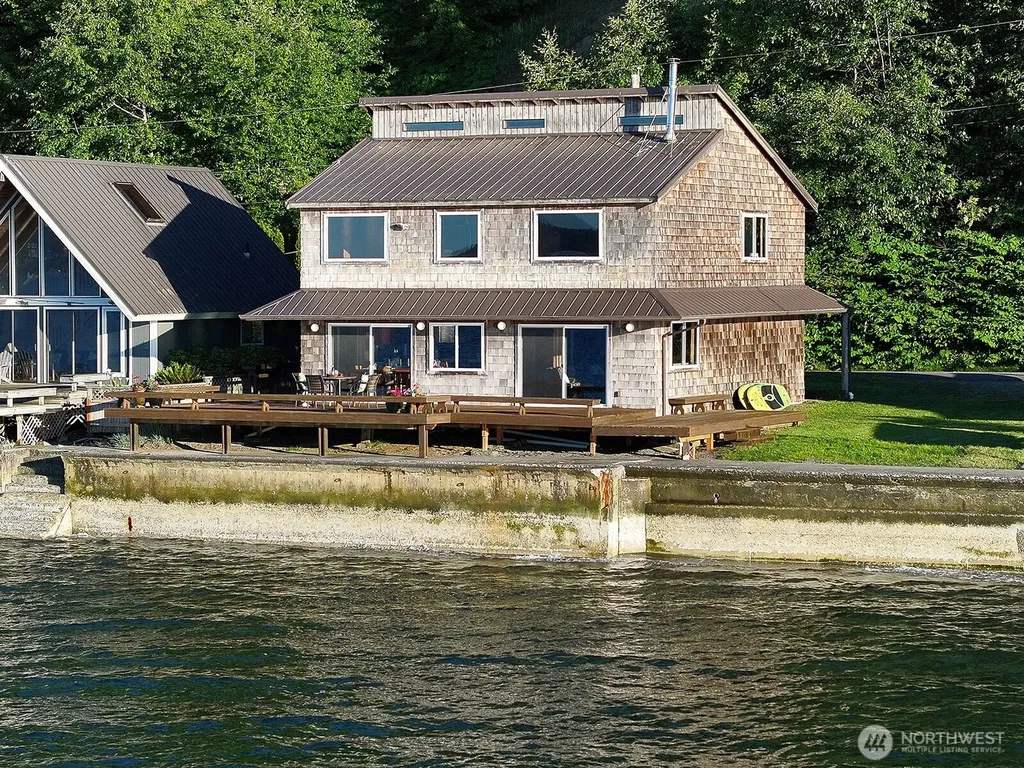 2151 Eastpoint Drive Langley WA 98260