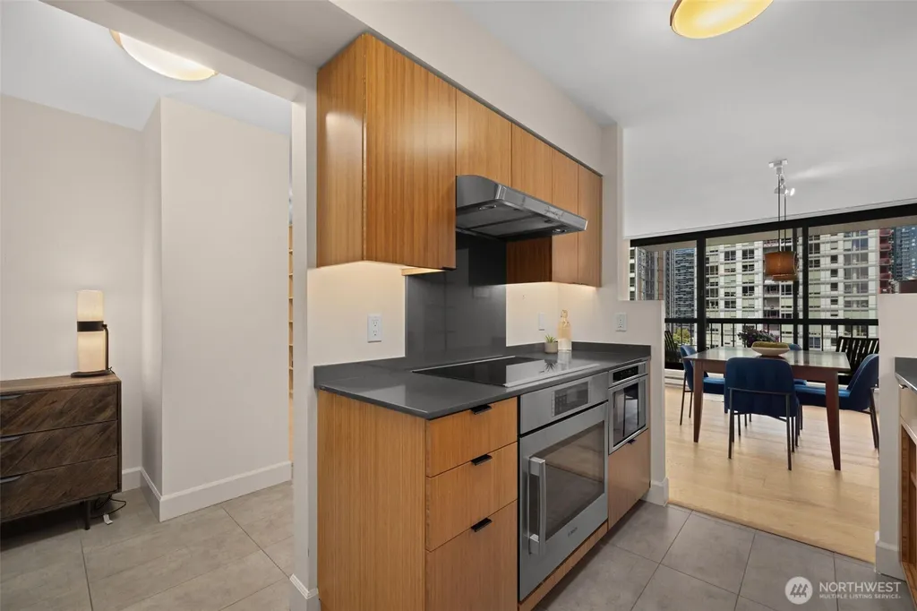 2100 3rd Avenue Seattle WA 98121