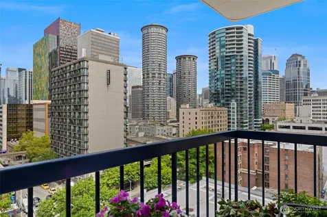 2100 3rd Avenue Seattle WA 98121