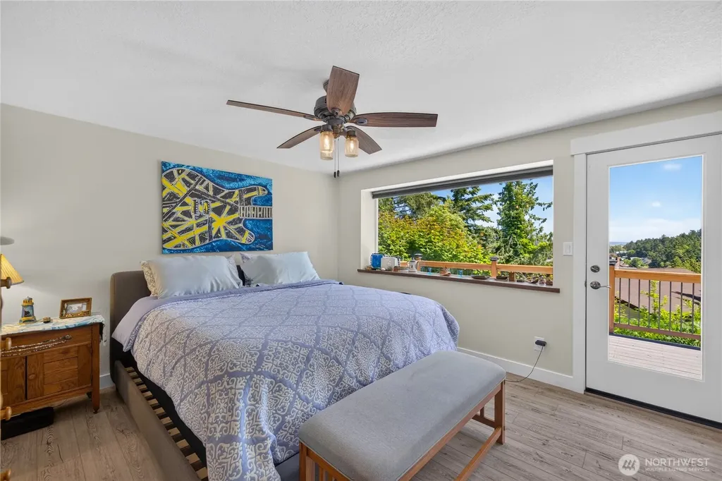 421 Umatilla Drive La Conner WA 98257