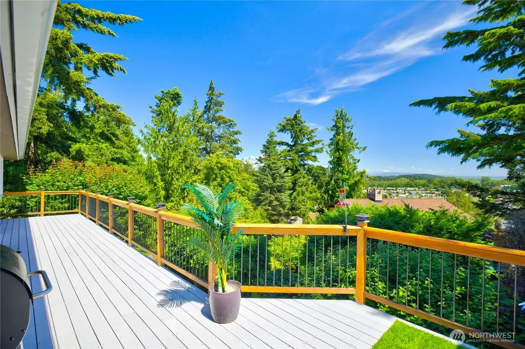 421 Umatilla Drive La Conner WA 98257