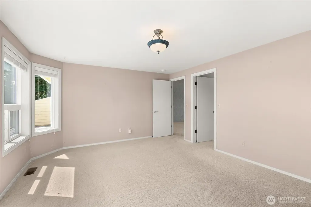 718 Sherman Street NW Olympia WA 98502