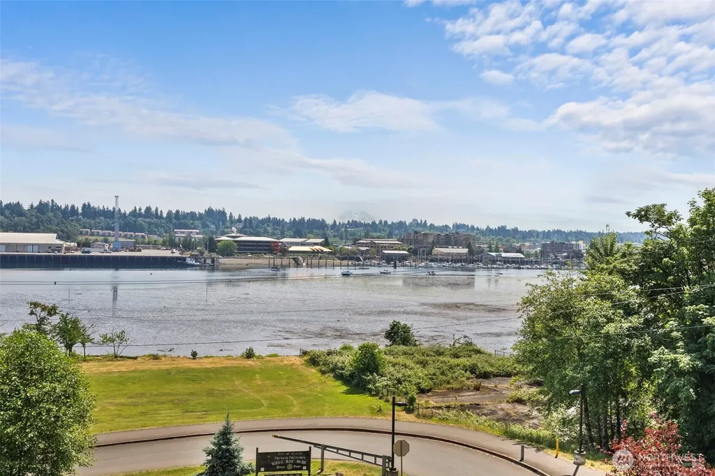 718 Sherman Street NW Olympia WA 98502