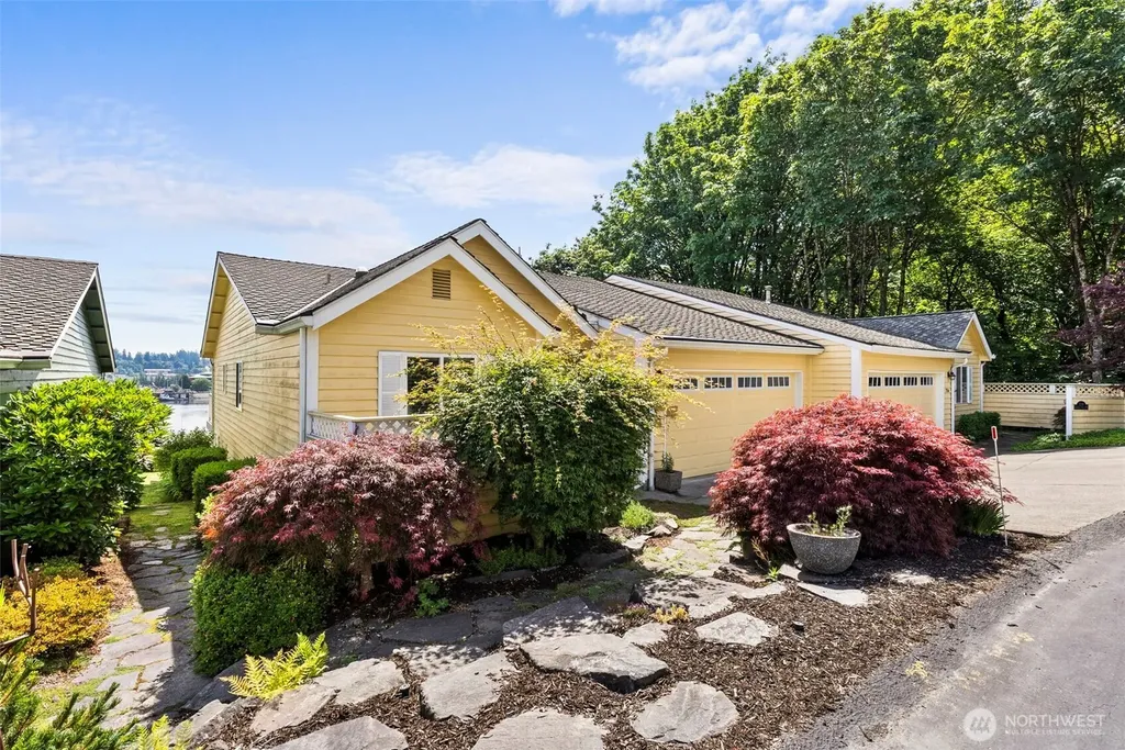 718 Sherman Street NW Olympia WA 98502