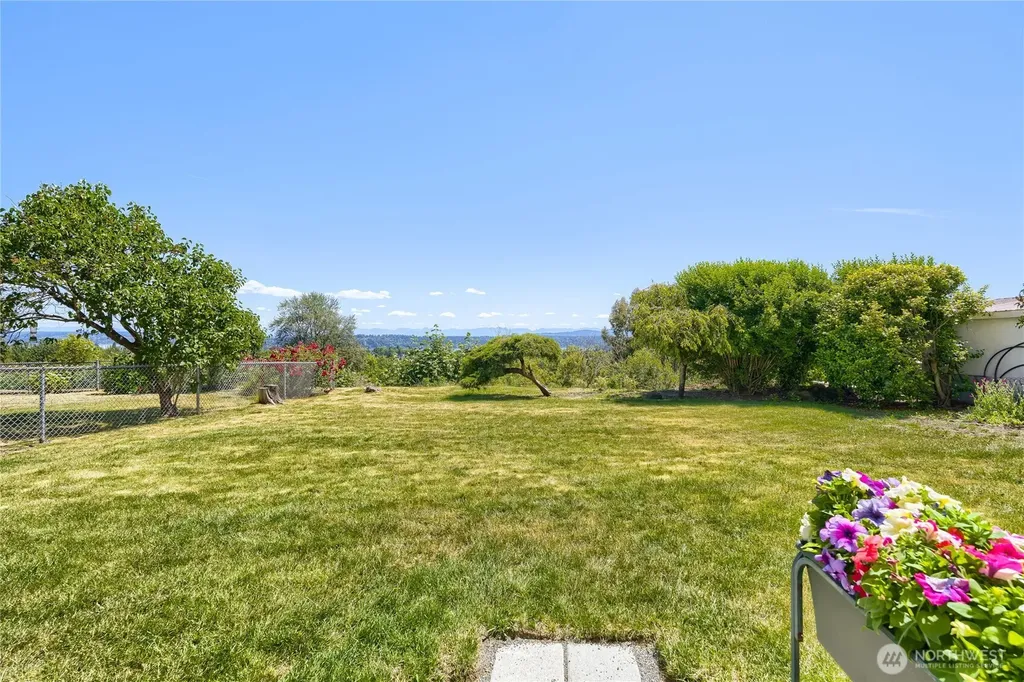 4054 24th Place S Seattle WA 98108