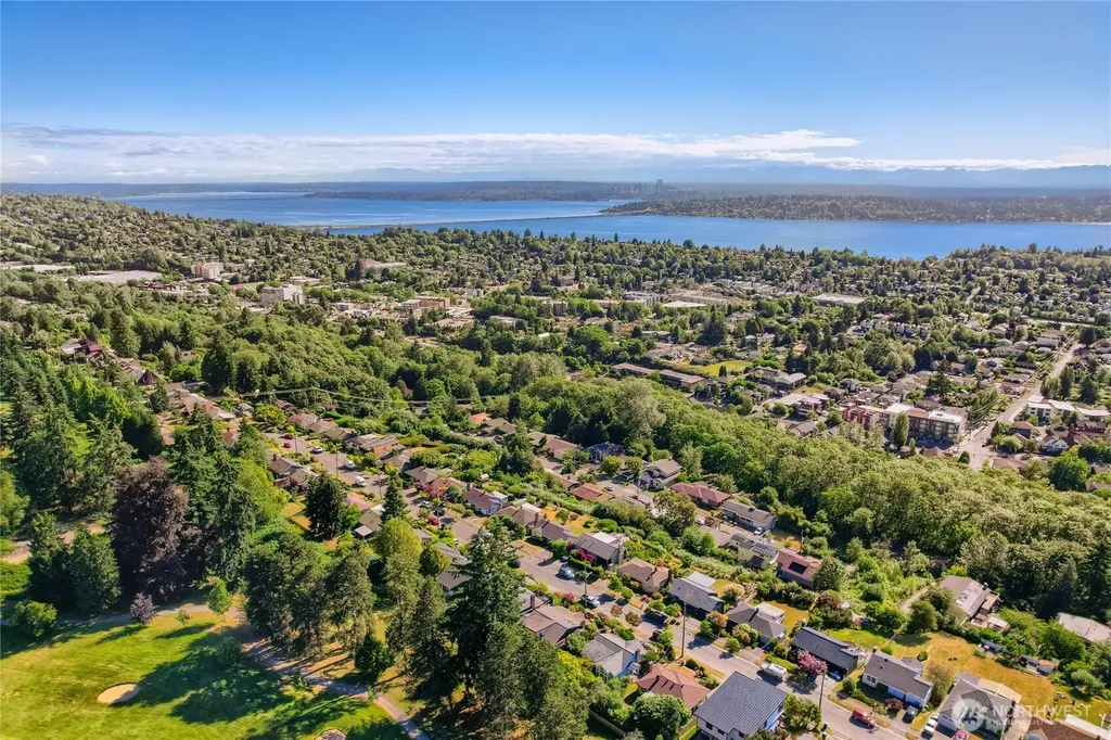4054 24th Place S Seattle WA 98108