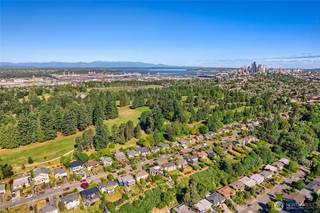 4054 24th Place S Seattle WA 98108