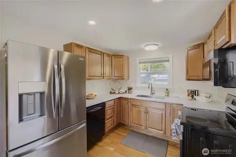 4054 24th Place S Seattle WA 98108