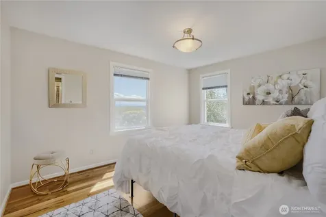 4054 24th Place S Seattle WA 98108