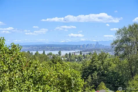 4054 24th Place S Seattle WA 98108