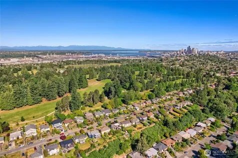 4054 24th Place S Seattle WA 98108