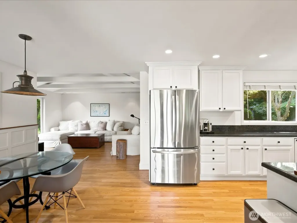 12428 68th Avenue NE Kirkland WA 98034