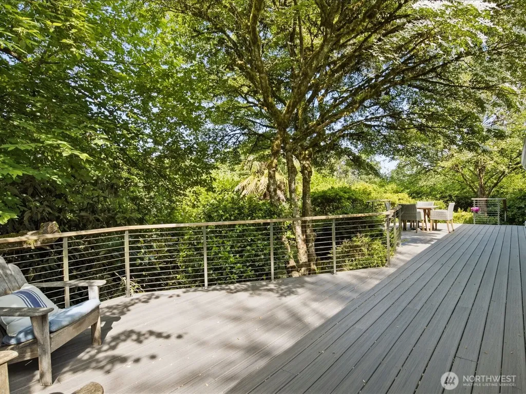 12428 68th Avenue NE Kirkland WA 98034