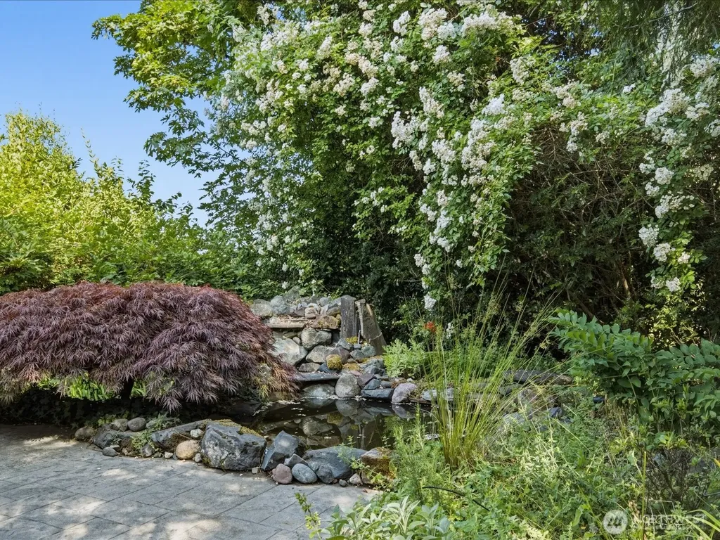 12428 68th Avenue NE Kirkland WA 98034