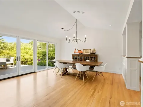 12428 68th Avenue NE Kirkland WA 98034