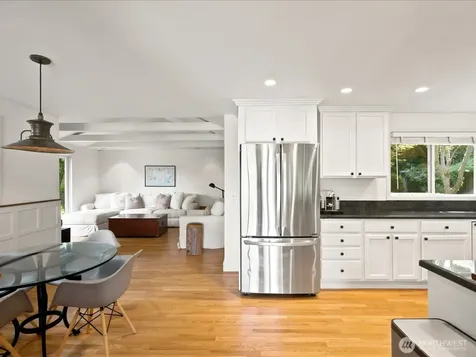 12428 68th Avenue NE Kirkland WA 98034