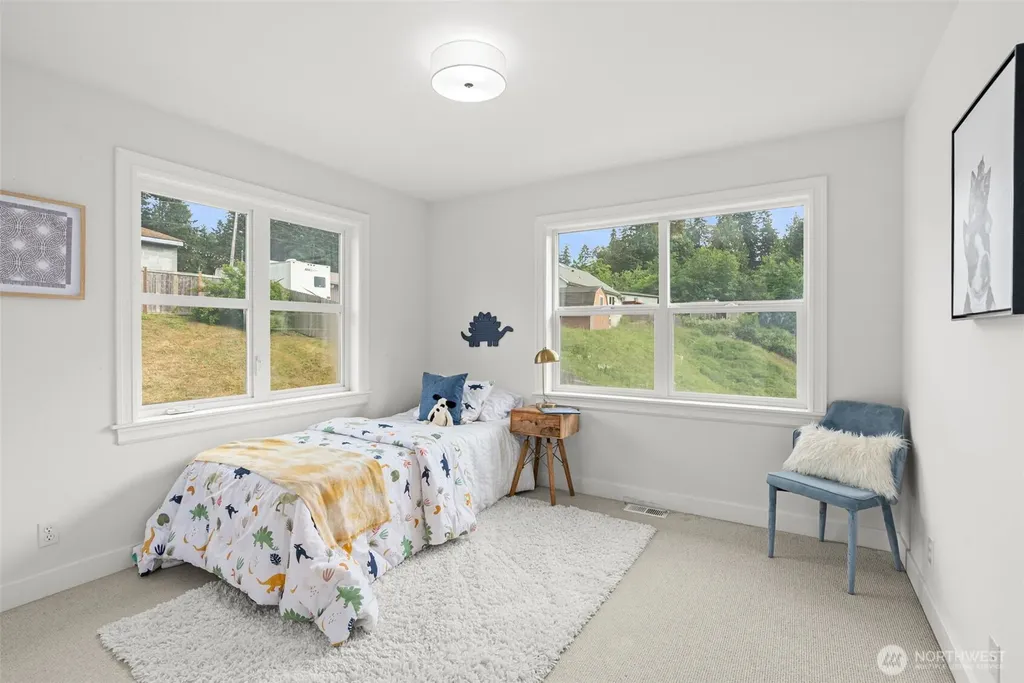 5413 Welfare Avenue NE Bainbridge Island WA 98110