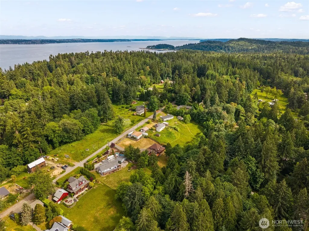 5413 Welfare Avenue NE Bainbridge Island WA 98110