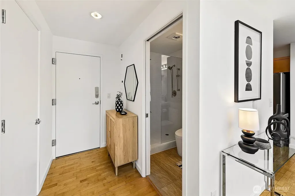 2324 1st Avenue Seattle WA 98121