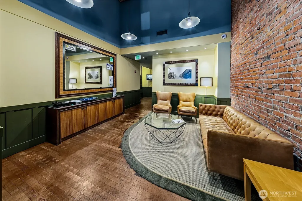 2324 1st Avenue Seattle WA 98121