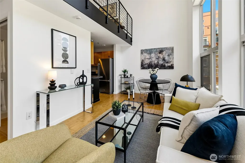2324 1st Avenue Seattle WA 98121