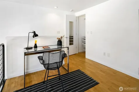 2324 1st Avenue Seattle WA 98121