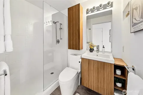 2324 1st Avenue Seattle WA 98121