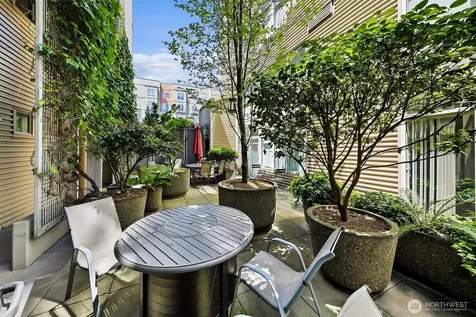 2324 1st Avenue Seattle WA 98121