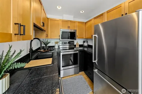 2324 1st Avenue Seattle WA 98121