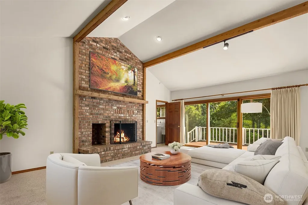 14544 186th Place NE Woodinville WA 98072