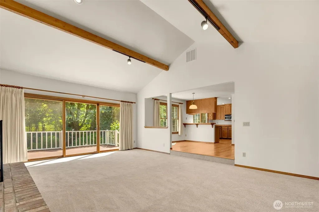 14544 186th Place NE Woodinville WA 98072