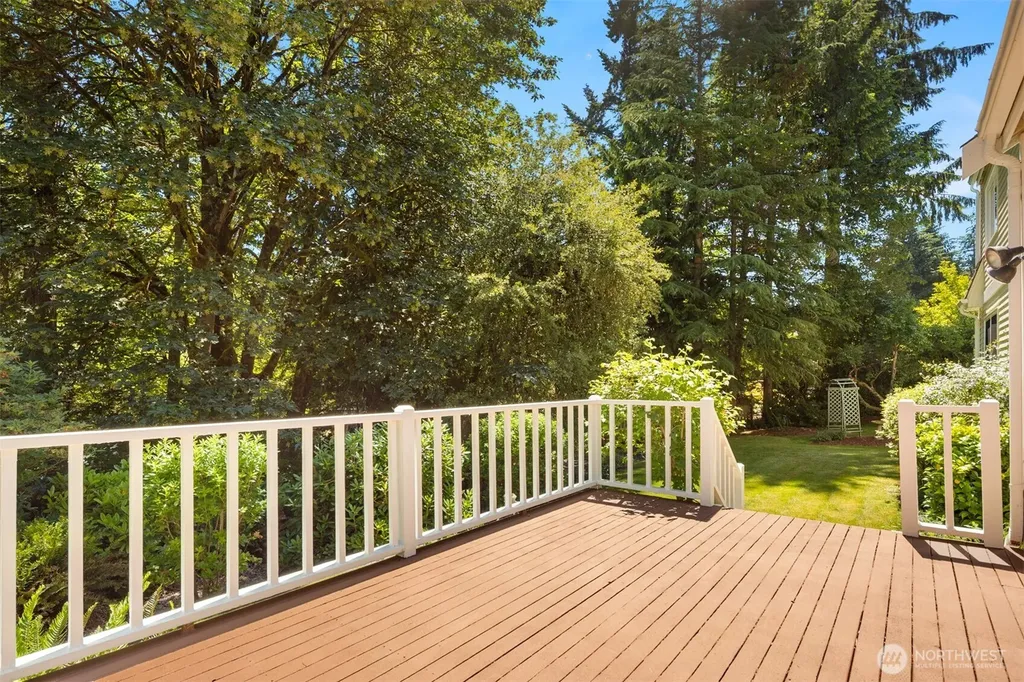 14544 186th Place NE Woodinville WA 98072