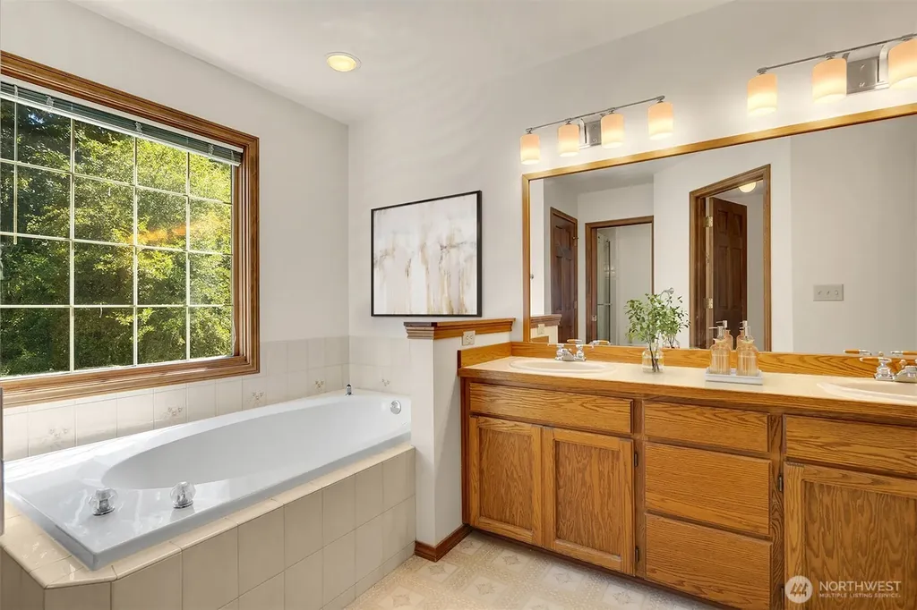 14544 186th Place NE Woodinville WA 98072