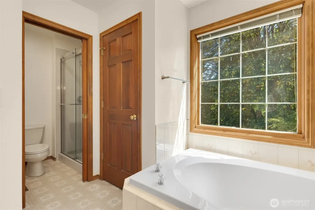 14544 186th Place NE Woodinville WA 98072