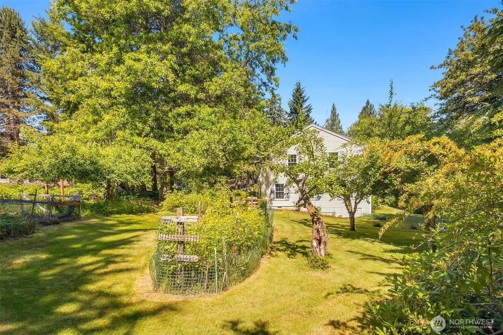 14544 186th Place NE Woodinville WA 98072