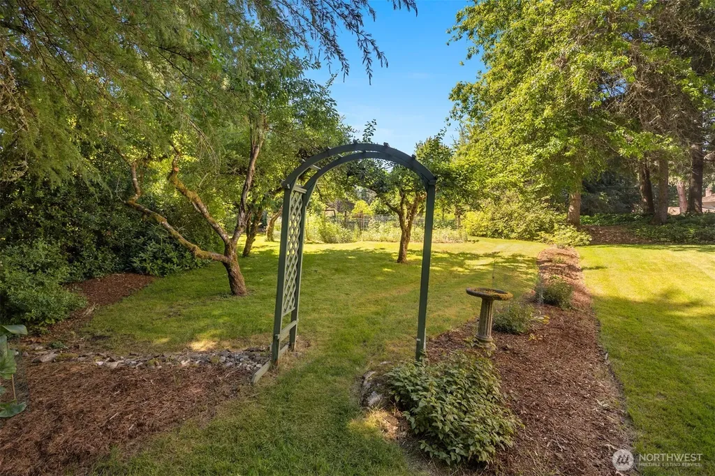 14544 186th Place NE Woodinville WA 98072