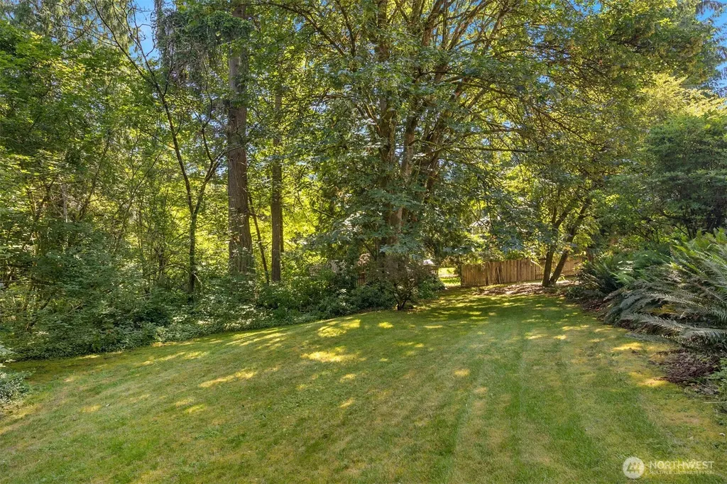 14544 186th Place NE Woodinville WA 98072