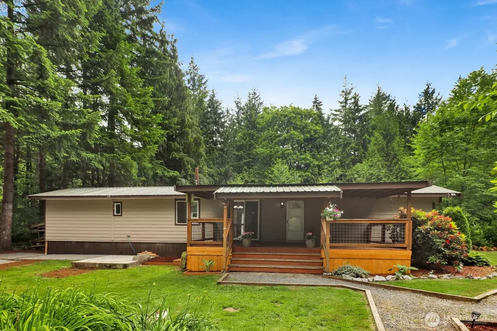 7994 Oregon Trail Maple Falls WA 98266