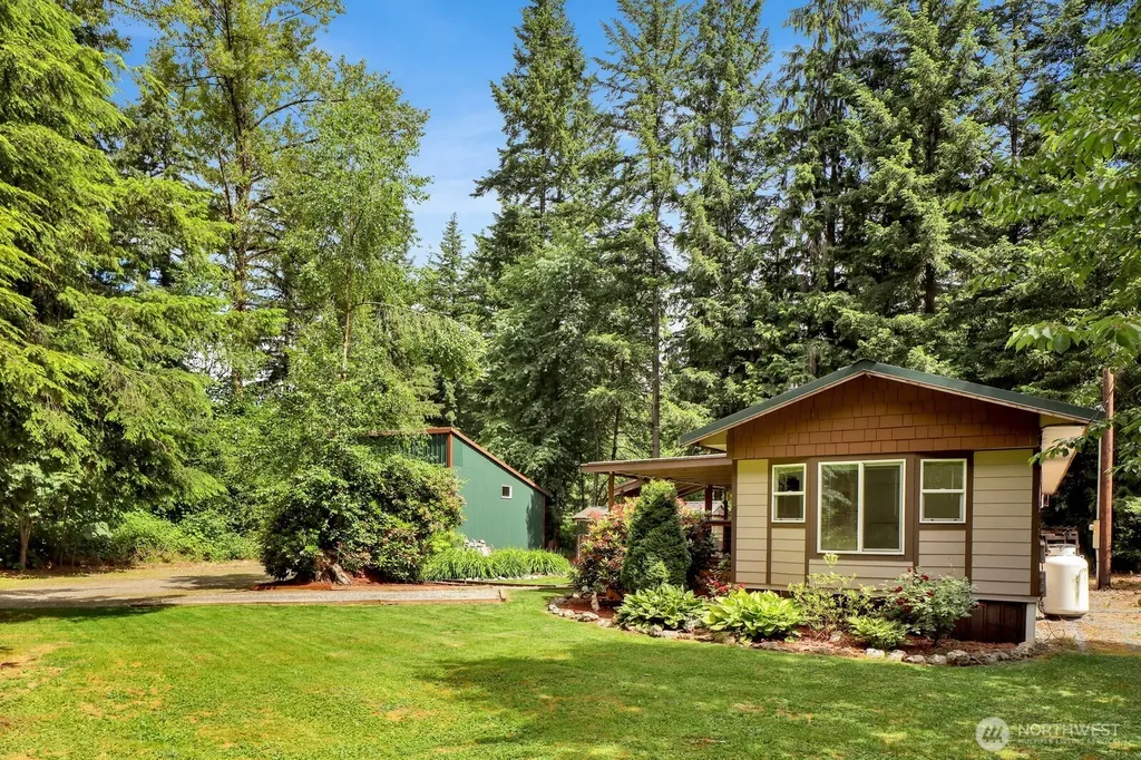 7994 Oregon Trail Maple Falls WA 98266