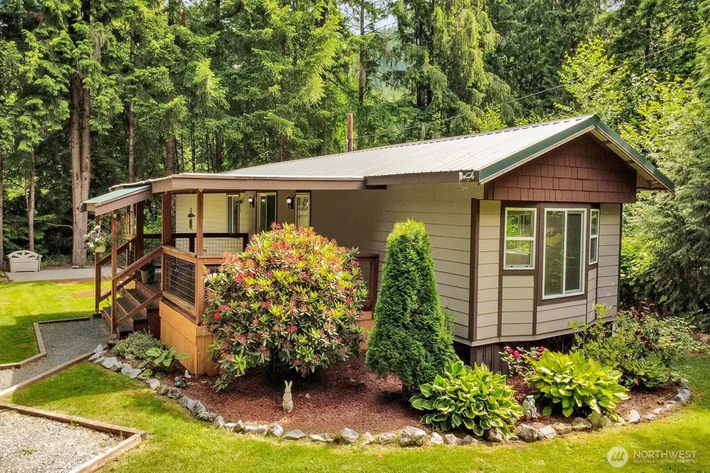7994 Oregon Trail Maple Falls WA 98266
