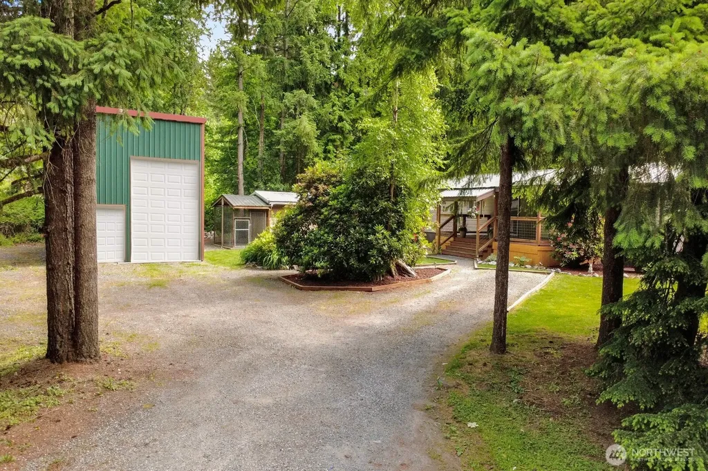 7994 Oregon Trail Maple Falls WA 98266