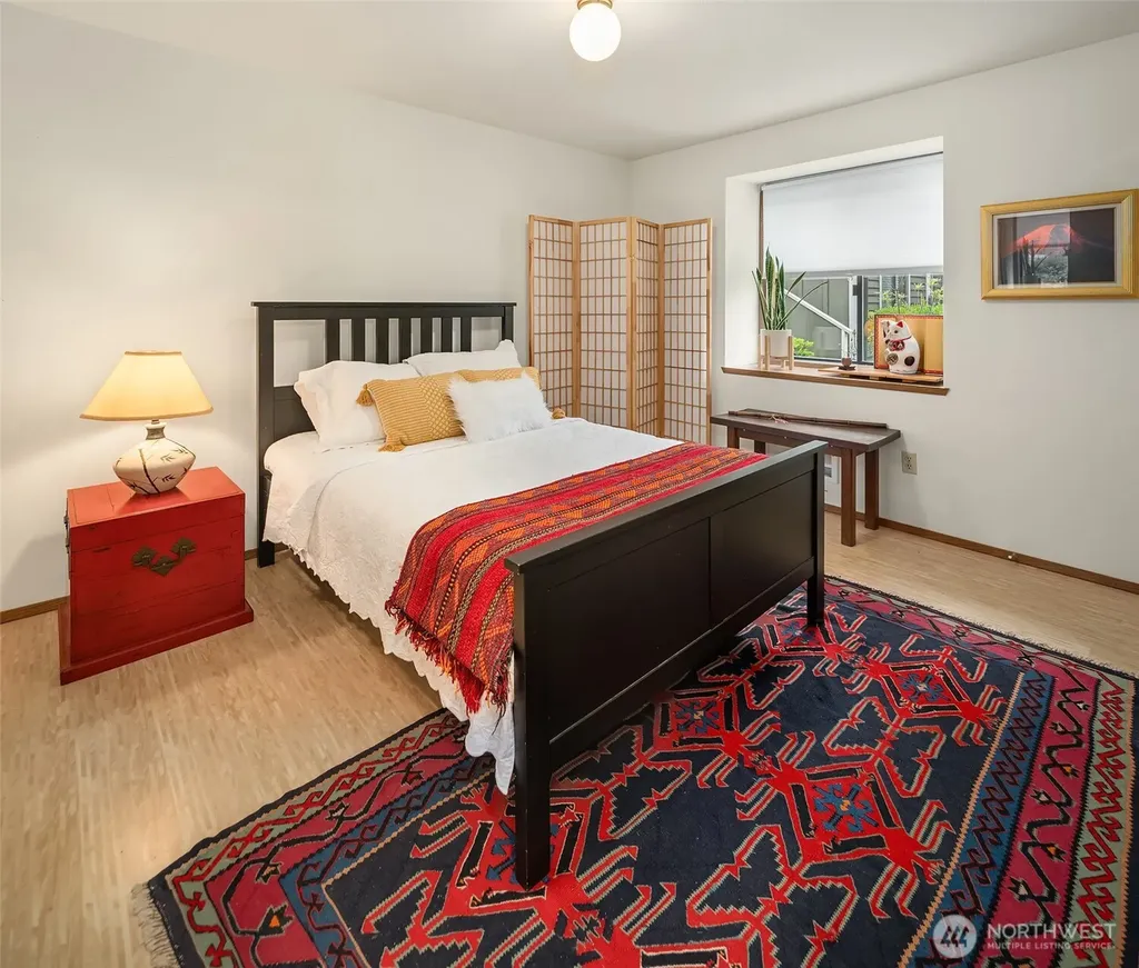 17320 97th Place SW Vashon WA 98070