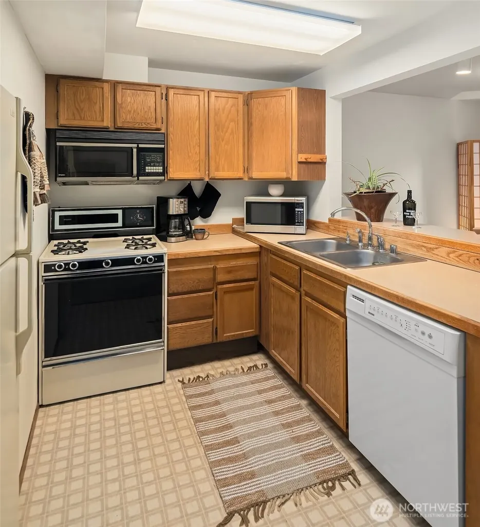 17320 97th Place SW Vashon WA 98070